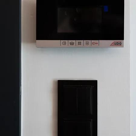 Brandhill Airport Aparthotel *